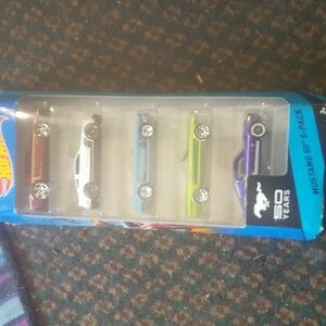 Hot Wheels Set